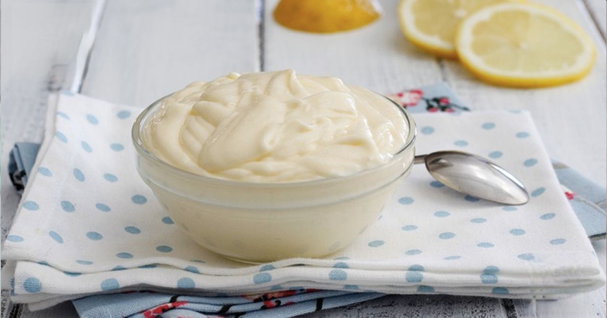 Zitronencreme Rezept, Herrlich leicht und ohne Eier!